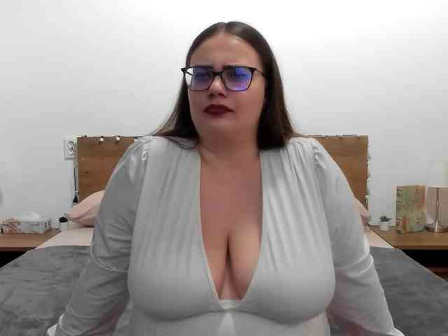 amiravyxen webcam