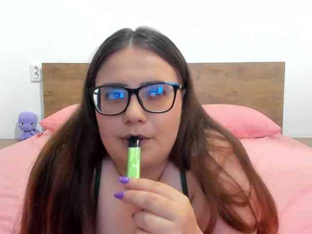 amiravyxen webcam