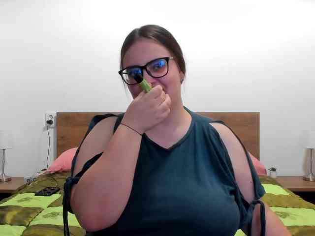 amiravyxen webcam