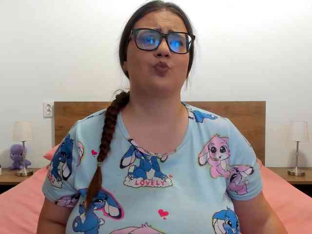 amiravyxen webcam