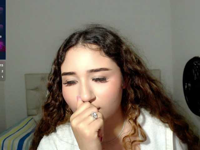 sasha-17- webcam bongacams model stream image