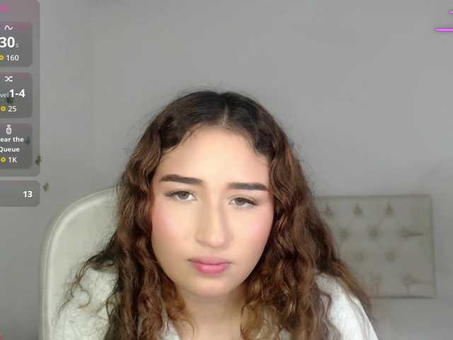  sasha-17- chat room