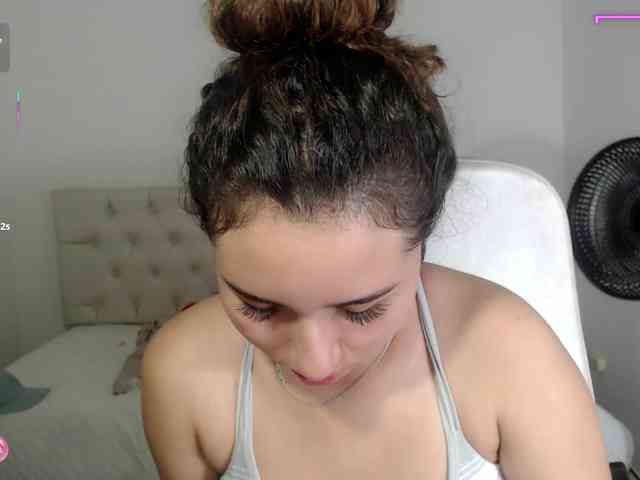 sasha-17- webcam