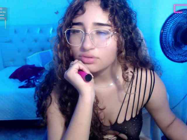 sasha-17- webcam