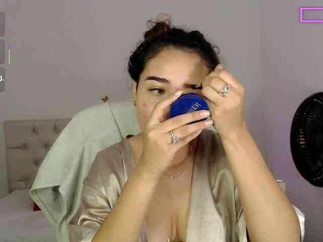 sasha-17- webcam