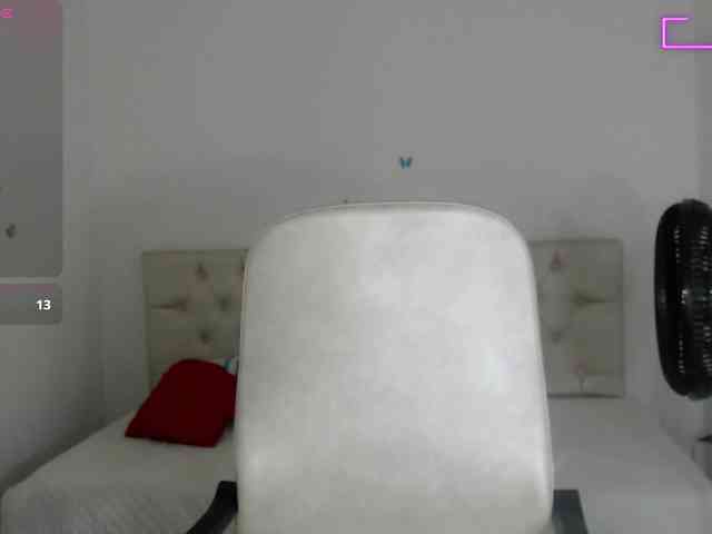 sasha-17- webcam