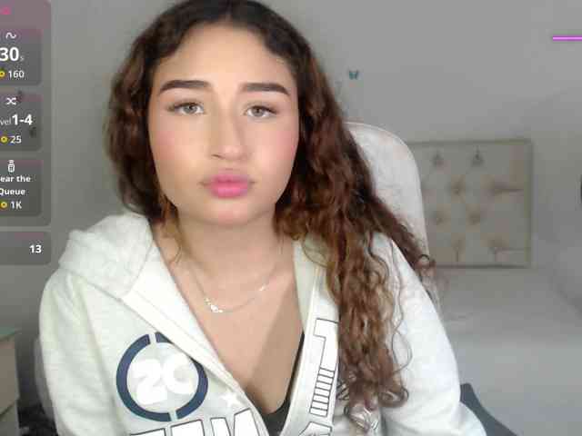 sasha-17- webcam