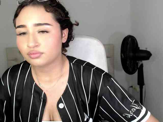 sasha-17- webcam