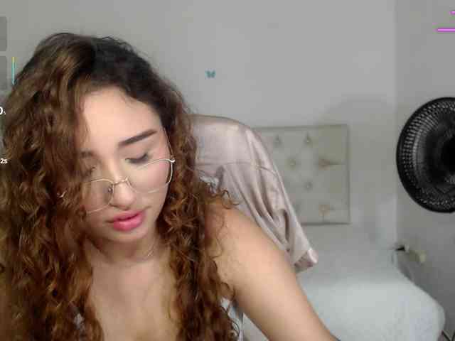 sasha-17- webcam