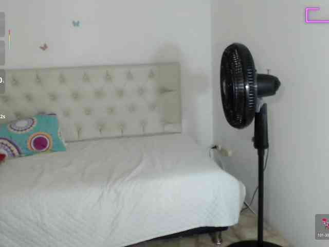 sasha-17- webcam