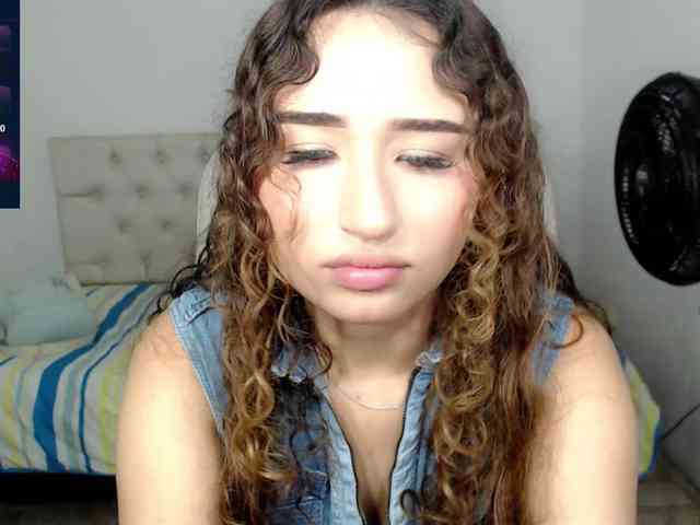sasha-17- webcam