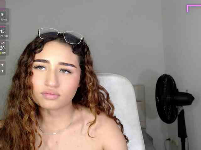 sasha-17- webcam
