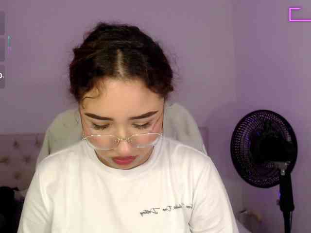sasha-17- webcam