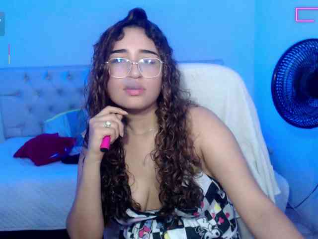 sasha-17- webcam