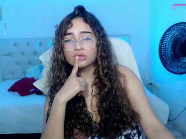 sasha-17- webcam
