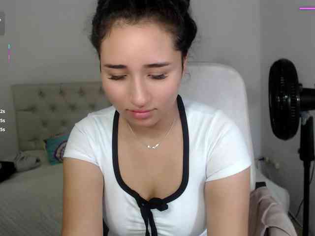 sasha-17- webcam
