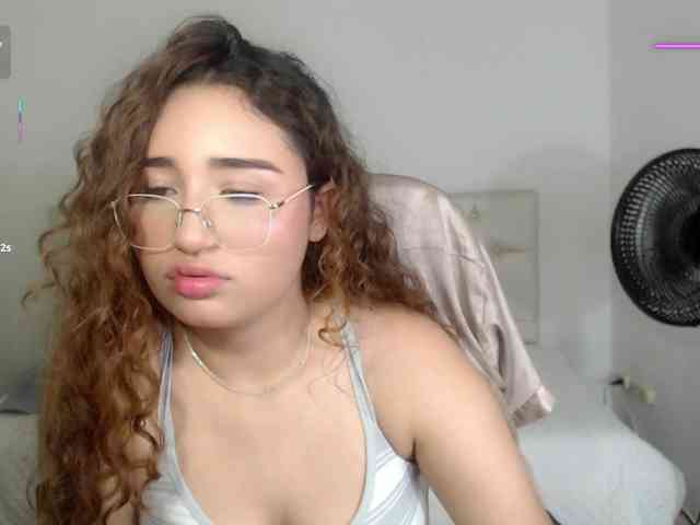 sasha-17- webcam