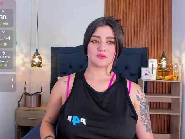 Sara-Stone's webcam live show