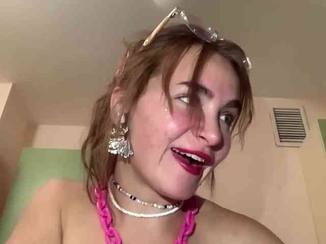 PartheniaOshima webcam