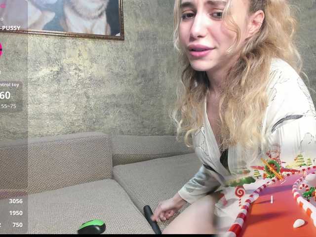 Buzzyd's BongaCams show and profile