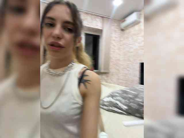 Buzzyd webcam