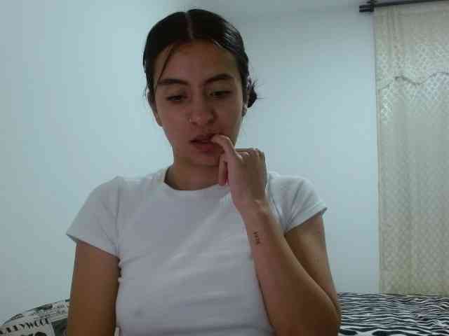Natyglam webcam