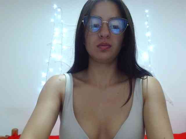 Natyglam webcam