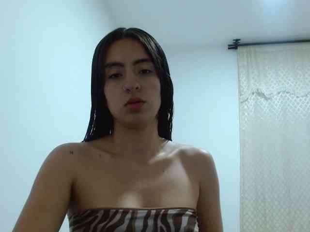 Natyglam webcam