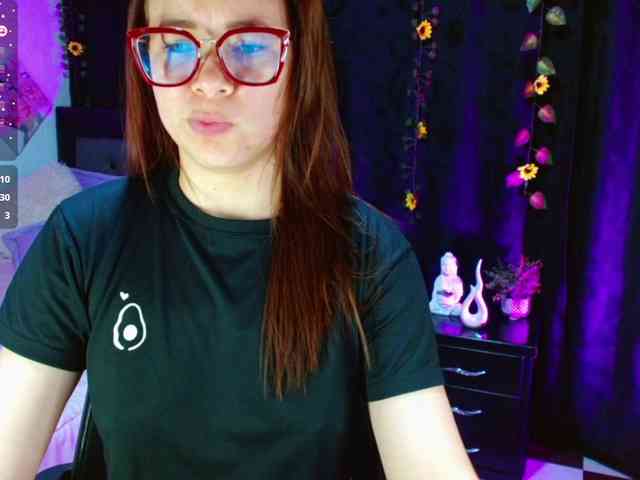 SharonAGT webcam