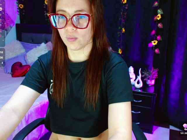 SharonAGT webcam