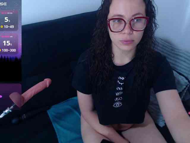 SharonAGT webcam