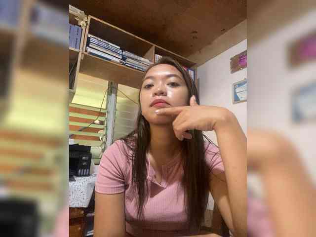 BelleChic01 webcam