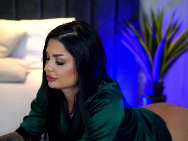 KylieKroft's BongaCams show and profile