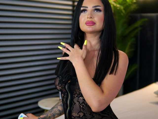 KylieKroft's BongaCams show and profile