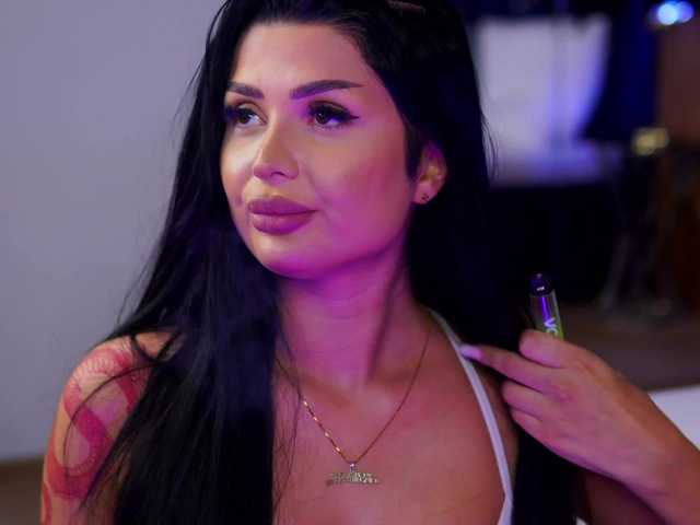 KylieKroft's BongaCams show and profile