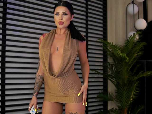 KylieKroft's BongaCams show and profile