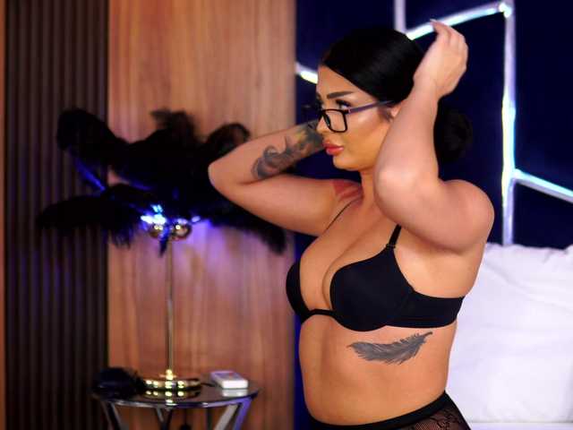 KylieKroft's BongaCams show and profile