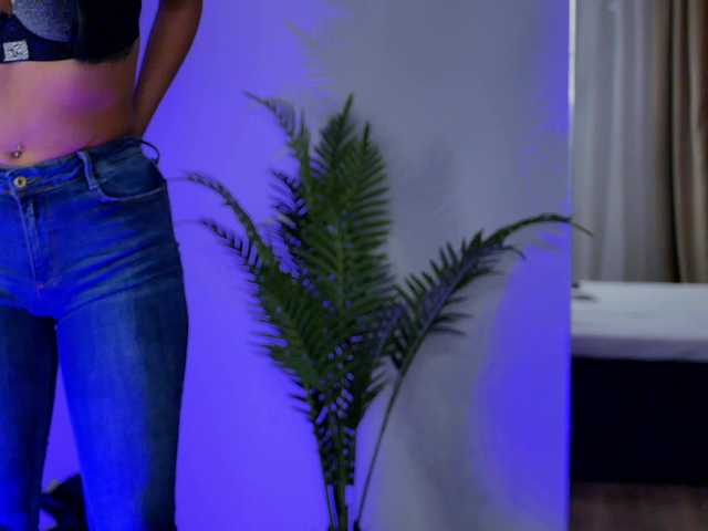 KylieKroft's BongaCams show and profile