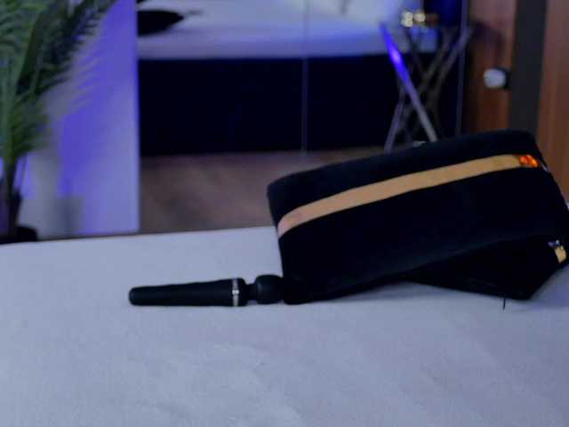 KylieKroft's BongaCams show and profile