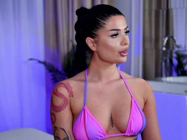 KylieKroft's BongaCams show and profile