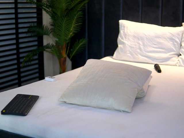 KylieKroft's BongaCams show and profile