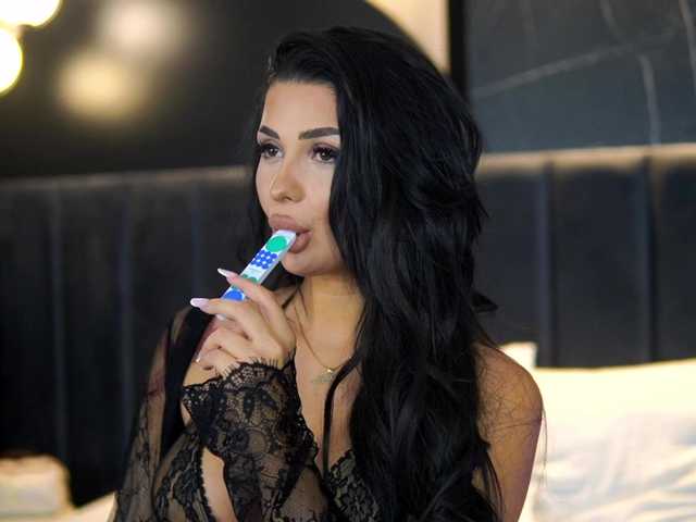 KylieKroft's BongaCams show and profile