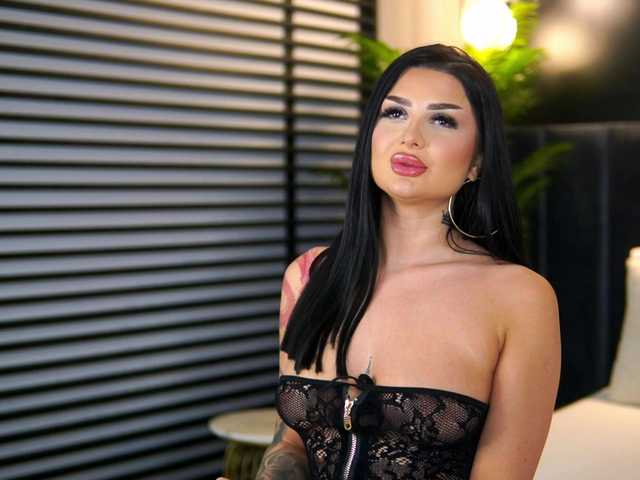 KylieKroft's BongaCams show and profile