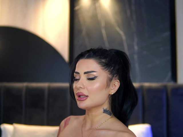 KylieKroft's BongaCams show and profile