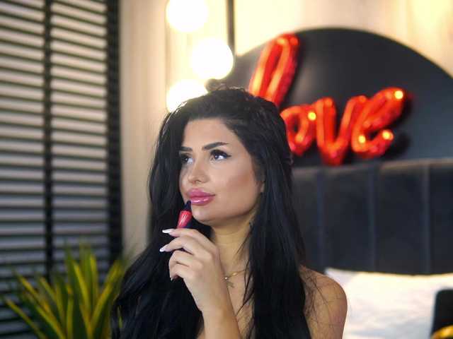 KylieKroft's BongaCams show and profile