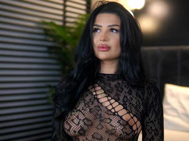 KylieKroft's BongaCams show and profile