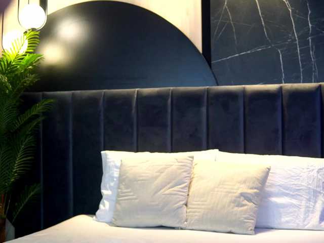 KylieKroft's BongaCams show and profile