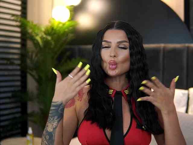 KylieKroft Live Webcam on BongaCams