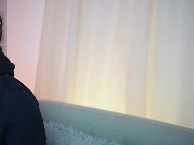  KendalDubai chat room