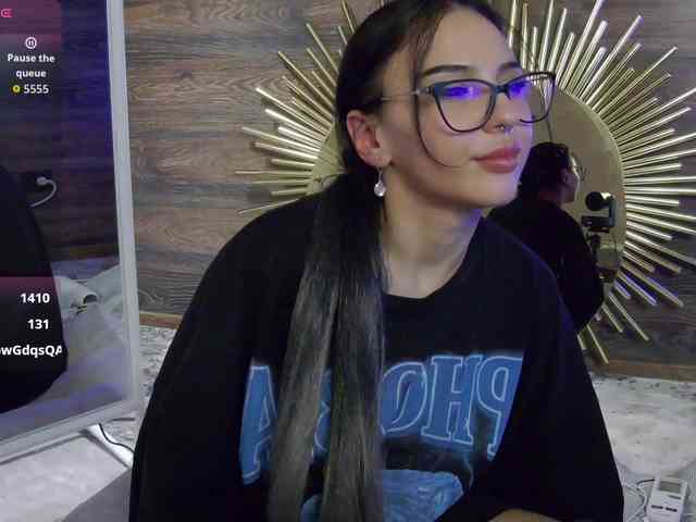 IsabellaLuxx webcam